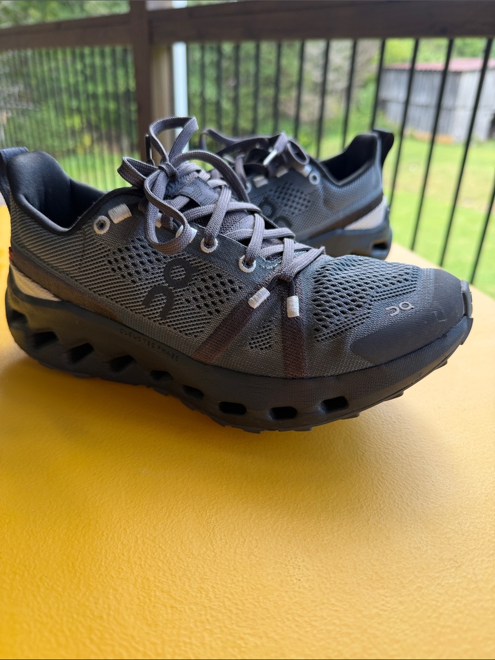 On Cloud Cloudsurfer Running Womens Athletic Sneakers in Dark Gray/Black